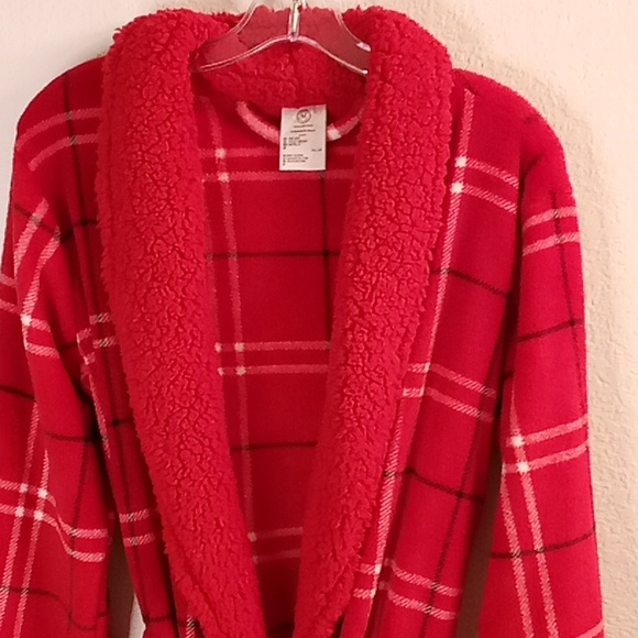 MARTHA STEWART Plush ONE SIZE red-white-black colors  (B3) - Picture 9 of 11